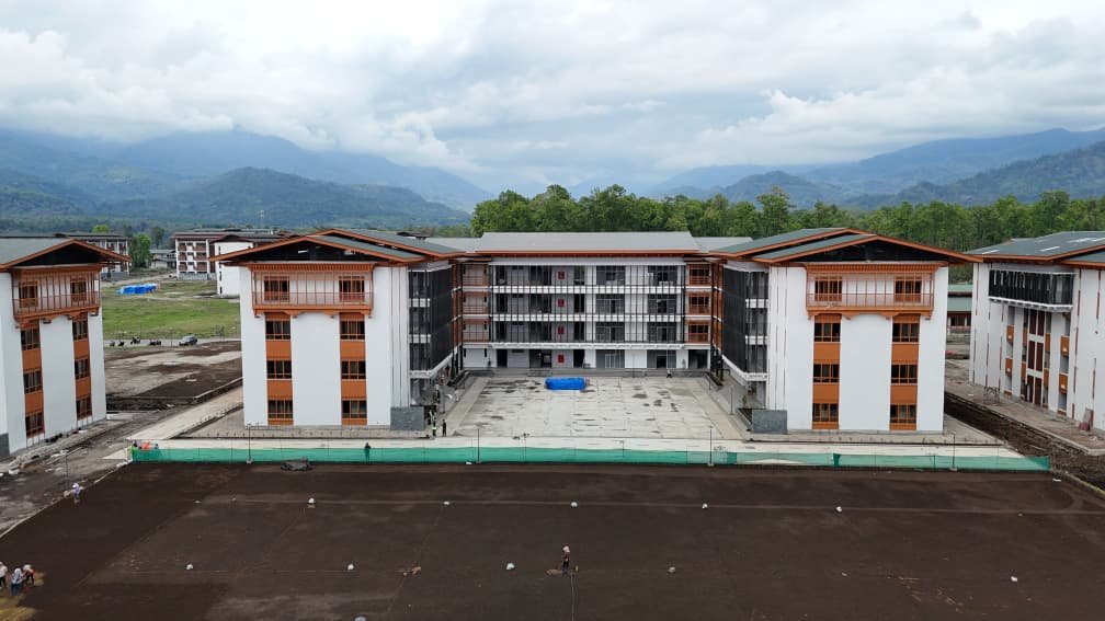 Mountain-Backed Academy